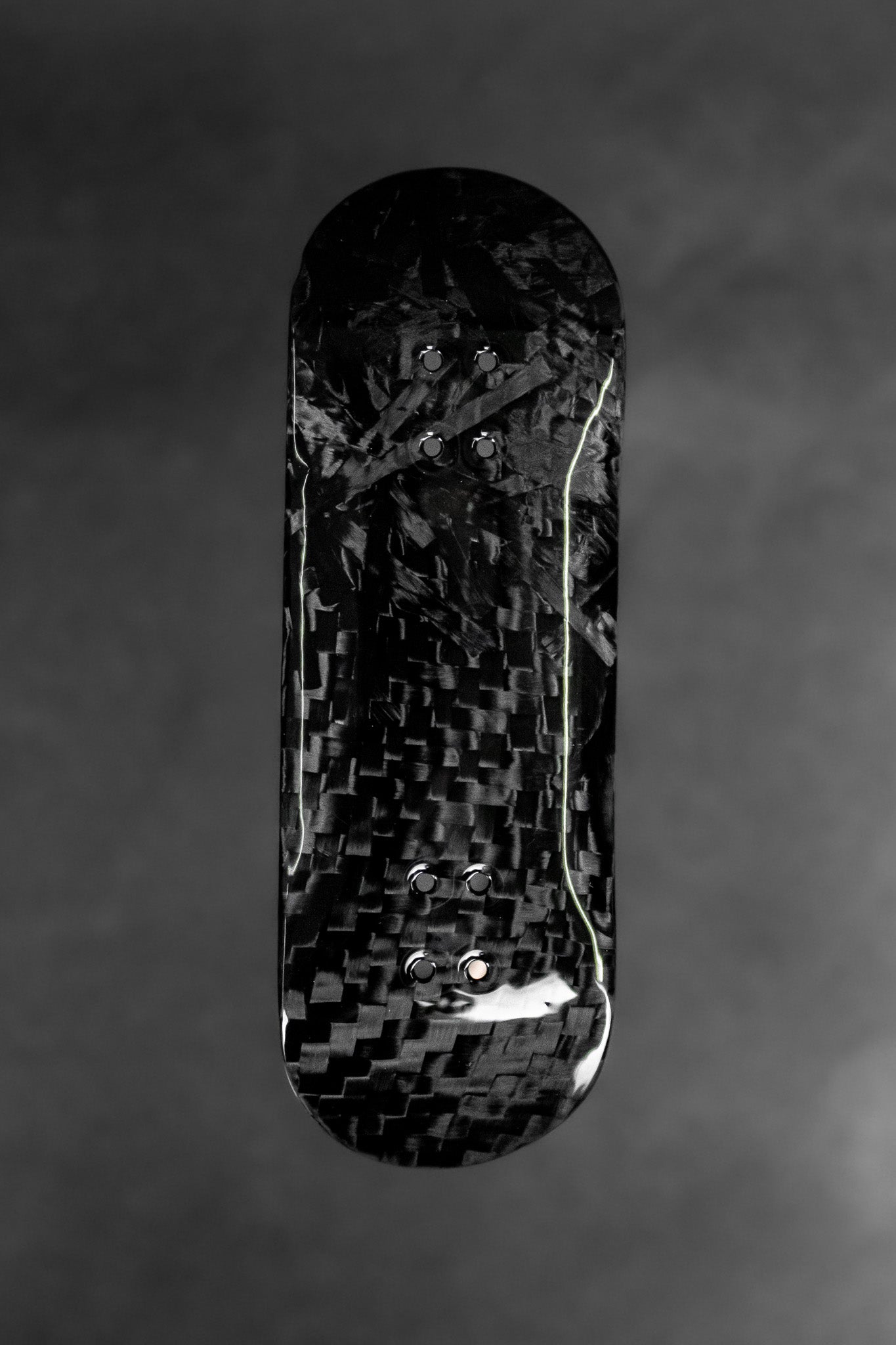 Carbon Fingerboard Deck Twill x Forged